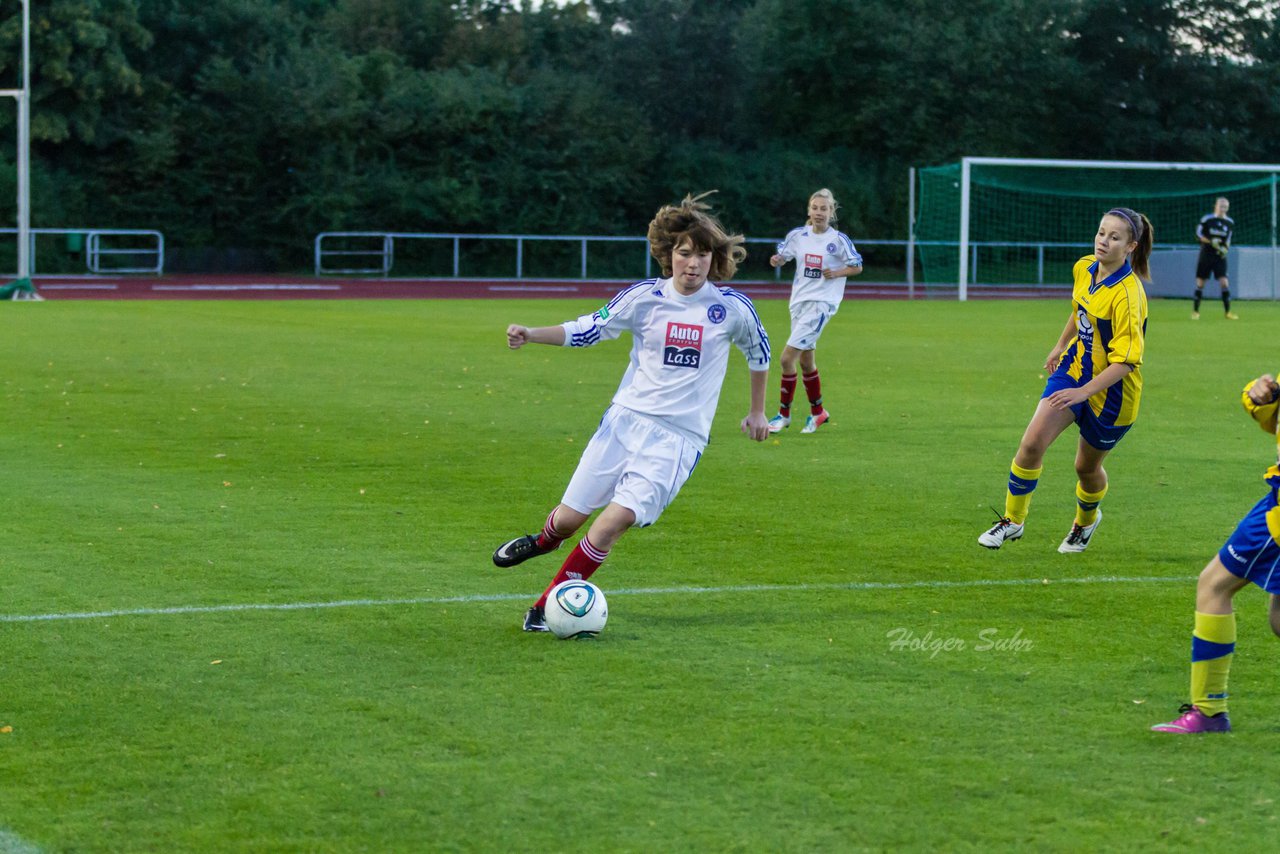 Bild 61 - B-Juniorinnen SV Henstedt-Ulzburg - Holstein Kiel : Ergebnis: 0:12